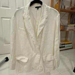 Trios the Label White Linen Blazer